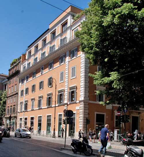 Palazzo Signori p Via Arenula. cop.Leif Larsson