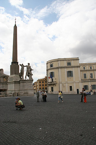 Fontana di Montecavallo på Piazza del Quirinale - bagved Via XXIV Maggio og Scuderie del Quirinale