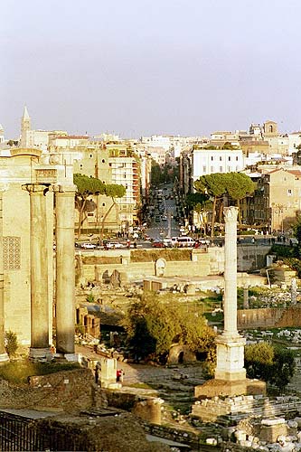 Foto af Torre dei Conti set fra Forum Romanum