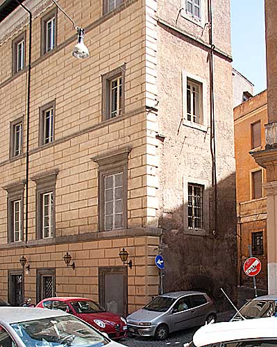Via Beatrice Cenci med Palazzo Cenci til venstre. cop. Leif Larsson