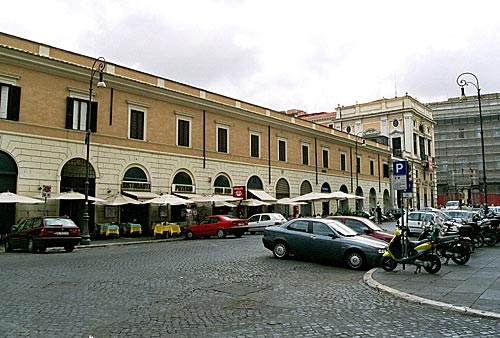 Palazzo Colonna på Piazza dei Santi Apostoli