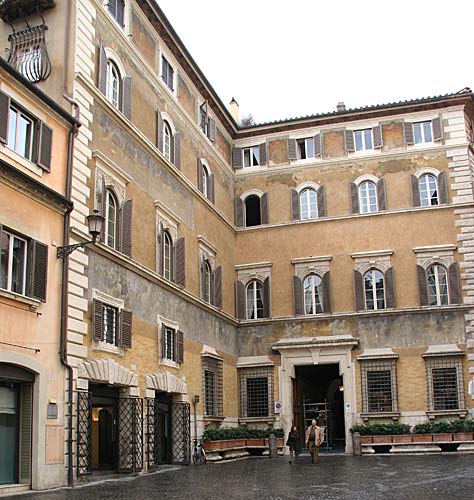 Foto af Palazzo Ricci på Piazza de'Ricci. - cop. Leif Larsson