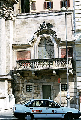 Balkonen fra Vigna dei Panzani på Via Vittorio Emanuele Orlando