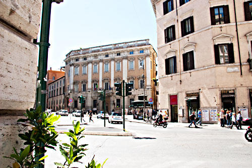 Piazza del Ges: Cop. Leif Larsson