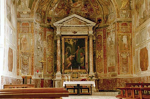 Kirken Santa Prisca: pressbyterium og apsis