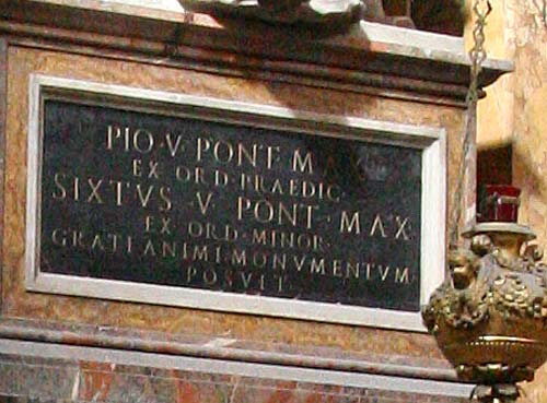 Cappella Sistina i Kirken Santa Maria Maggiore: gravmæle for Pius V