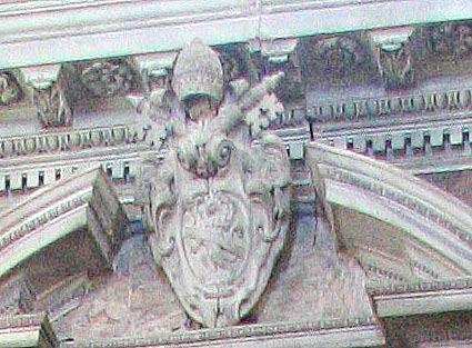 Cappella Sistina i Kirken Santa Maria Maggiore: Sixtus V's våben